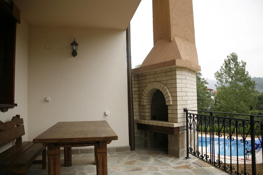 Sinabovite Houses 호텔 Badevtsi 객실 사진