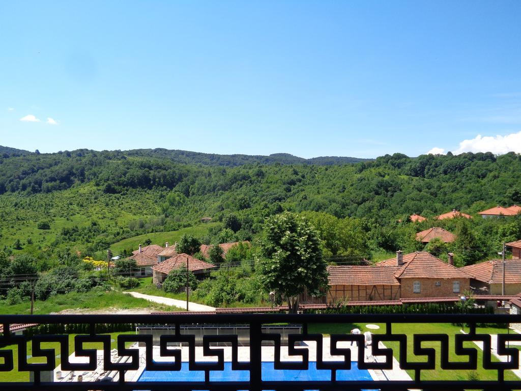 Sinabovite Houses 호텔 Badevtsi 외부 사진