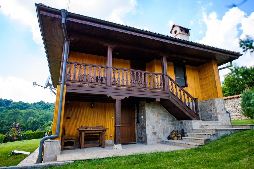 Sinabovite Houses 호텔 Badevtsi 외부 사진